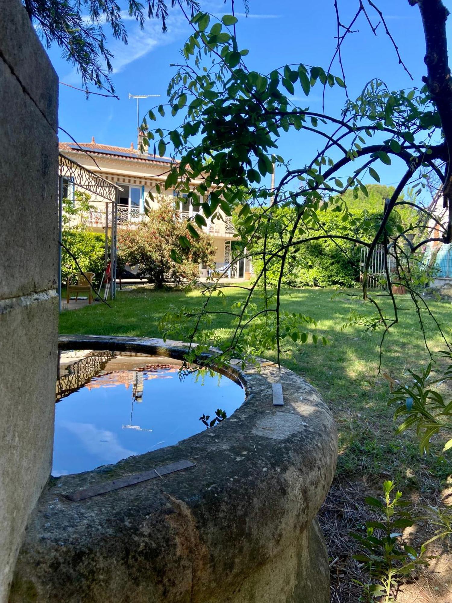 La Maison-Es-Maisons. Valréas Kültér fotó